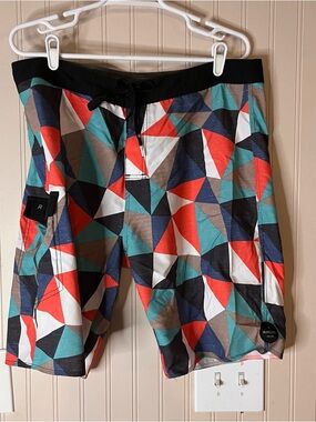 Rip Curl Swim Trunks Men's Size 36 Multicolor Geometric Pockets Tie Closure